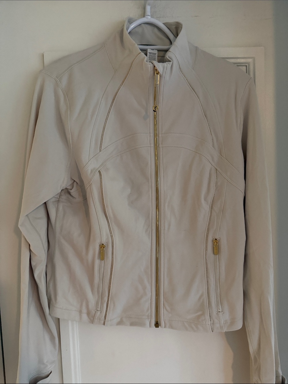 lululemon athletica Cream Zip cropped define Jacket with Gold Hardware